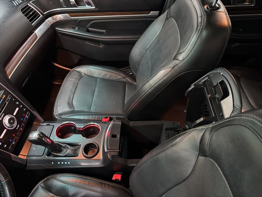 Used 2016 Ford Explorer Limited w/ Equipment Group 301A FWD image 54