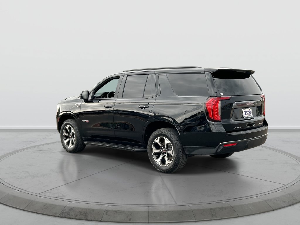 Used 2023 GMC Yukon AT4 w/ Technology Package AWD/4WD image 6