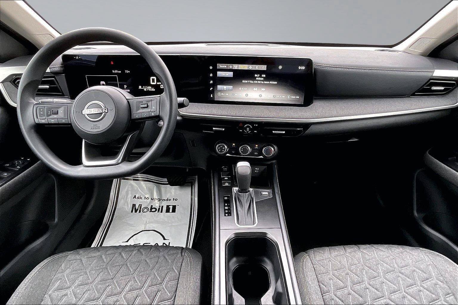 Certified 2025 Nissan Kicks SV AWD/4WD image 17