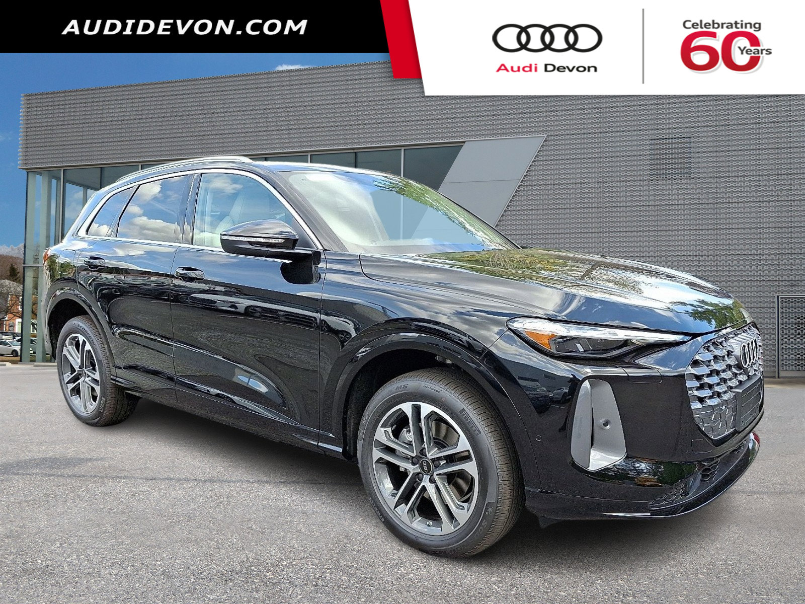 New 2025 Audi Q5 Premium Plus image 1