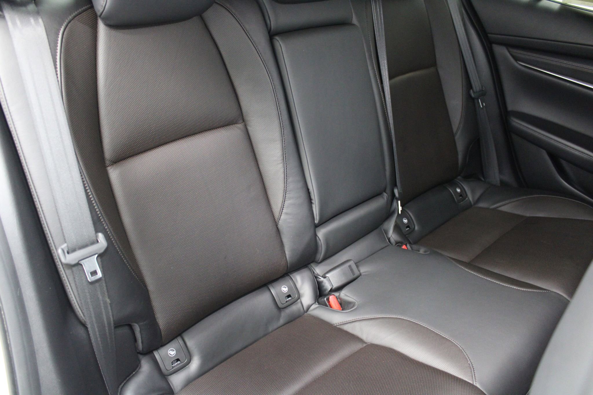 Used 2019 MAZDA MAZDA3 Sedan w/ Premium Package image 21