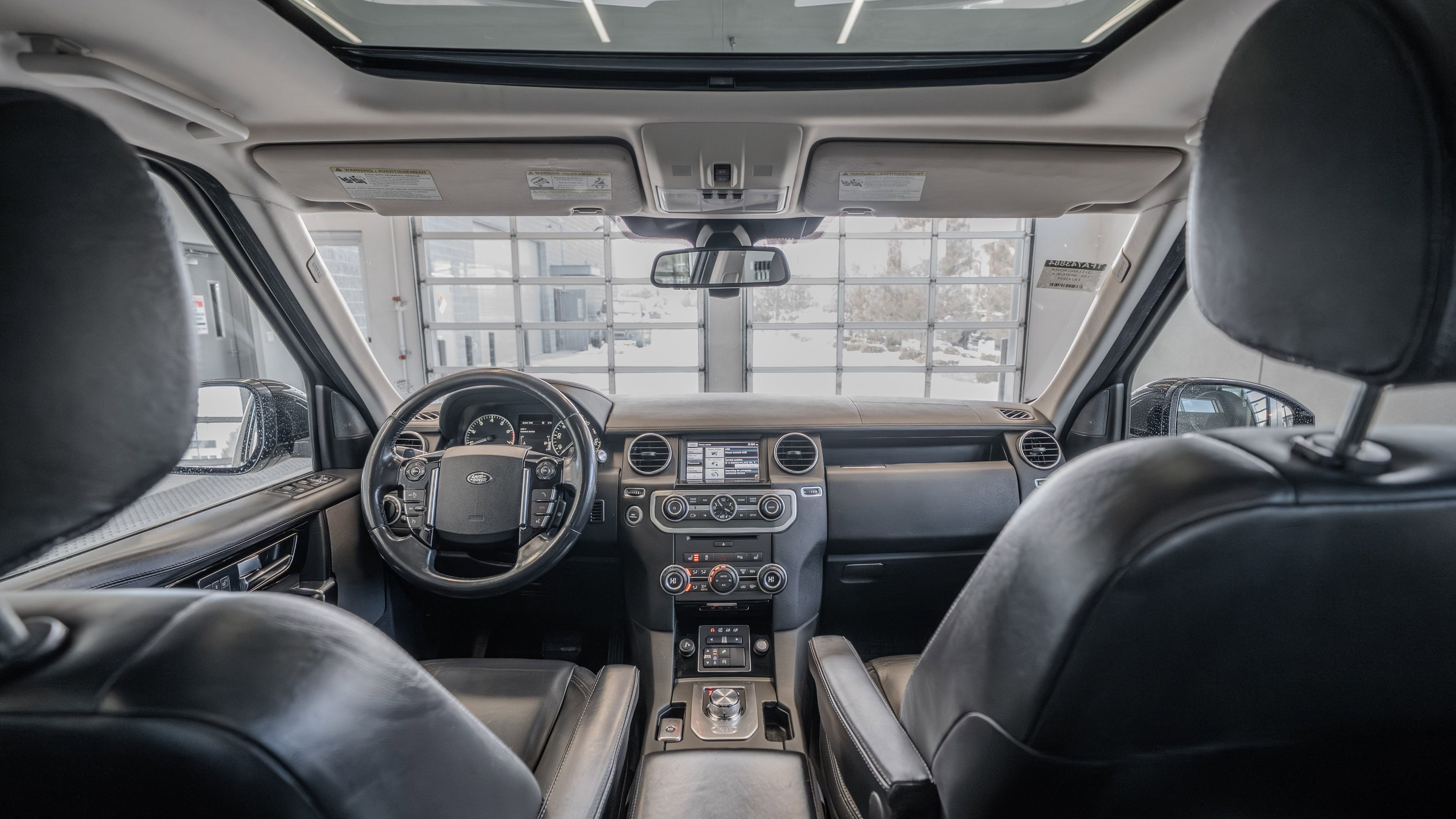 Used 2015 Land Rover LR4 HSE LUX image 27