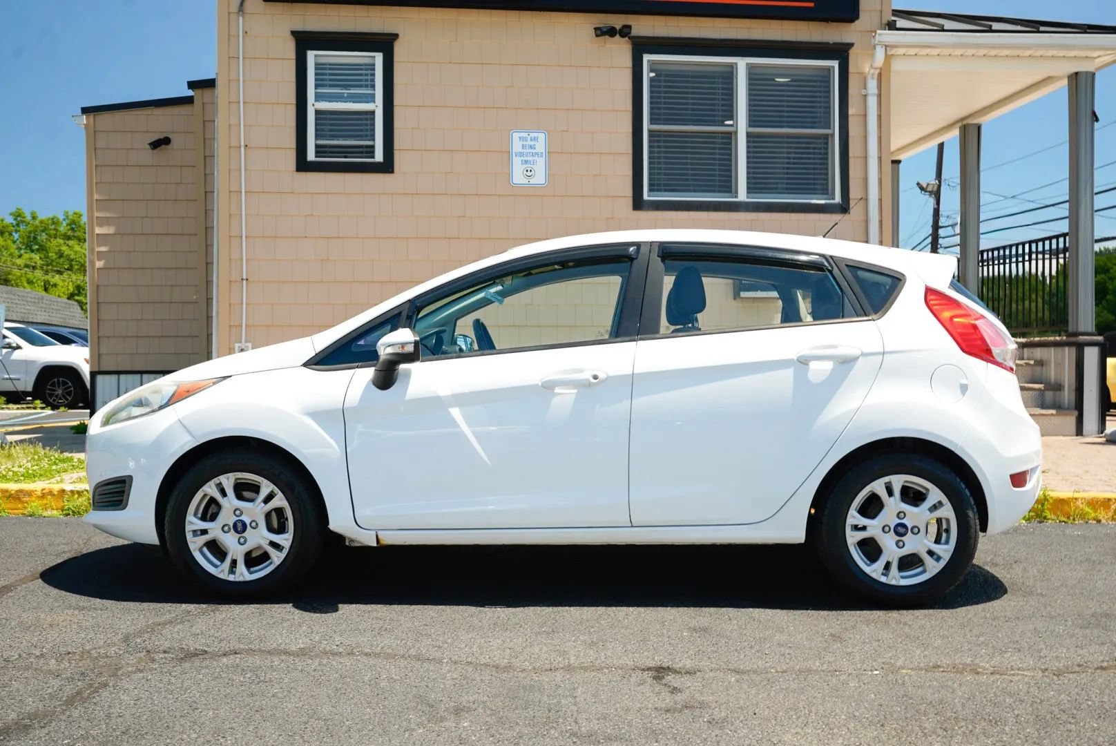 Used 2016 Ford Fiesta SE FWD image 8