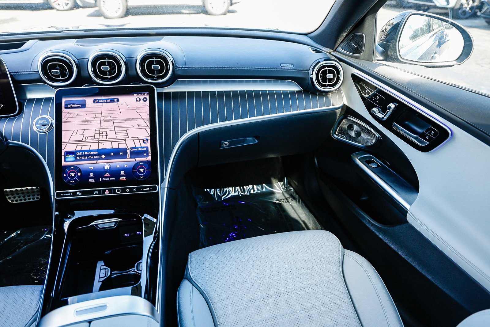 Used 2024 Mercedes-Benz C 300 Sedan image 15