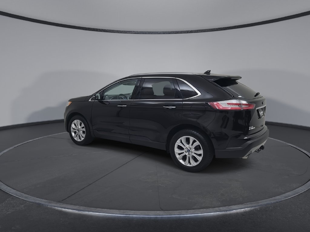 Used 2020 Ford Edge Titanium w/ Class II Trailer Tow Package AWD/4WD image 13