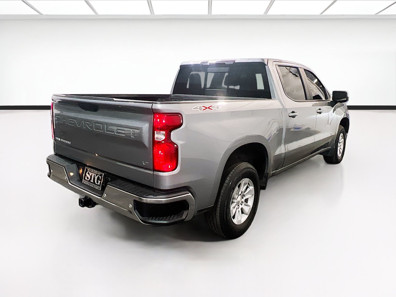Used 2024 Chevrolet Silverado 1500 LT w/ Safety Package AWD/4WD image 4