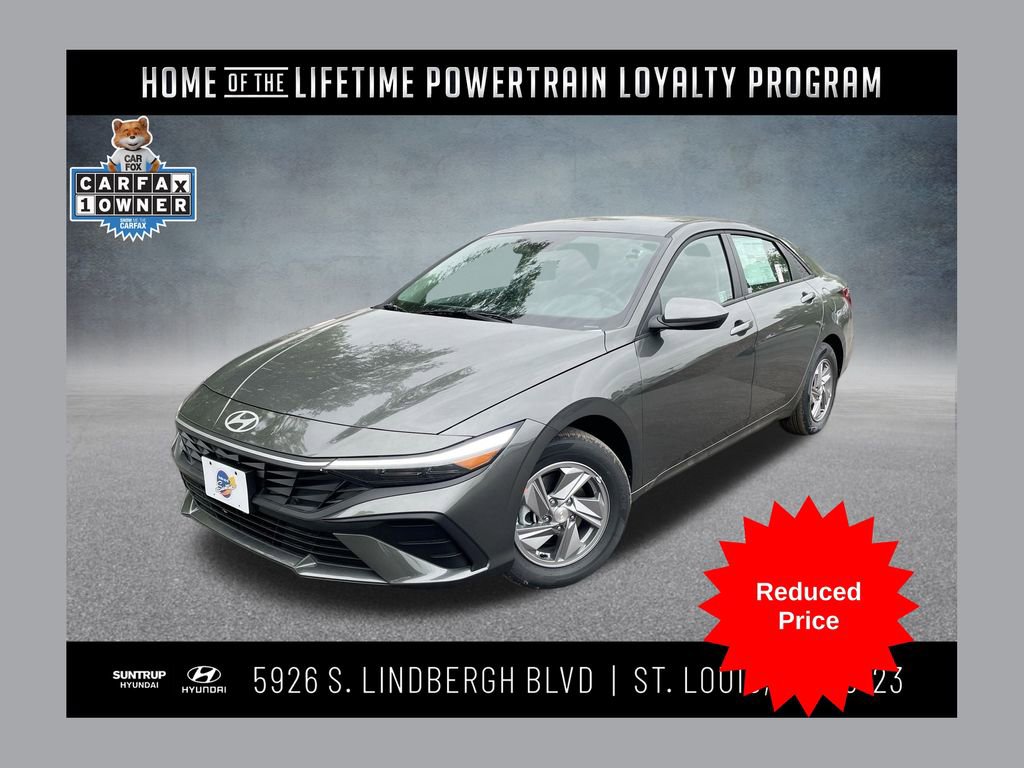 Used 2025 Hyundai Elantra SE image 1