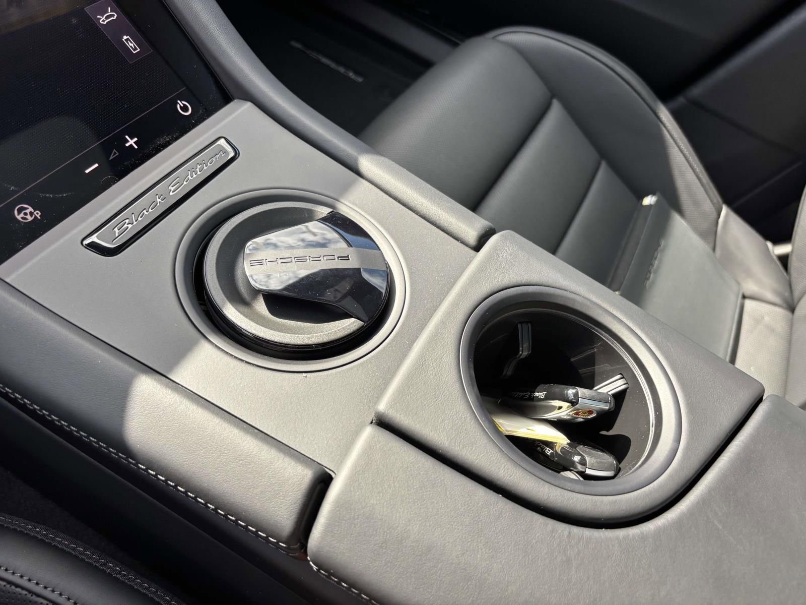 New 2026 Porsche Taycan AWD/4WD image 34