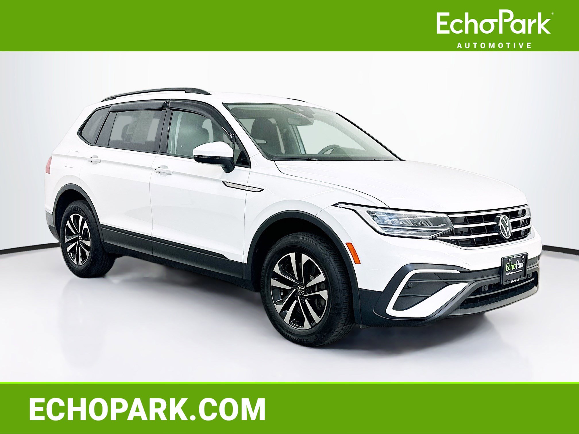 Used 2024 Volkswagen Tiguan S image 1