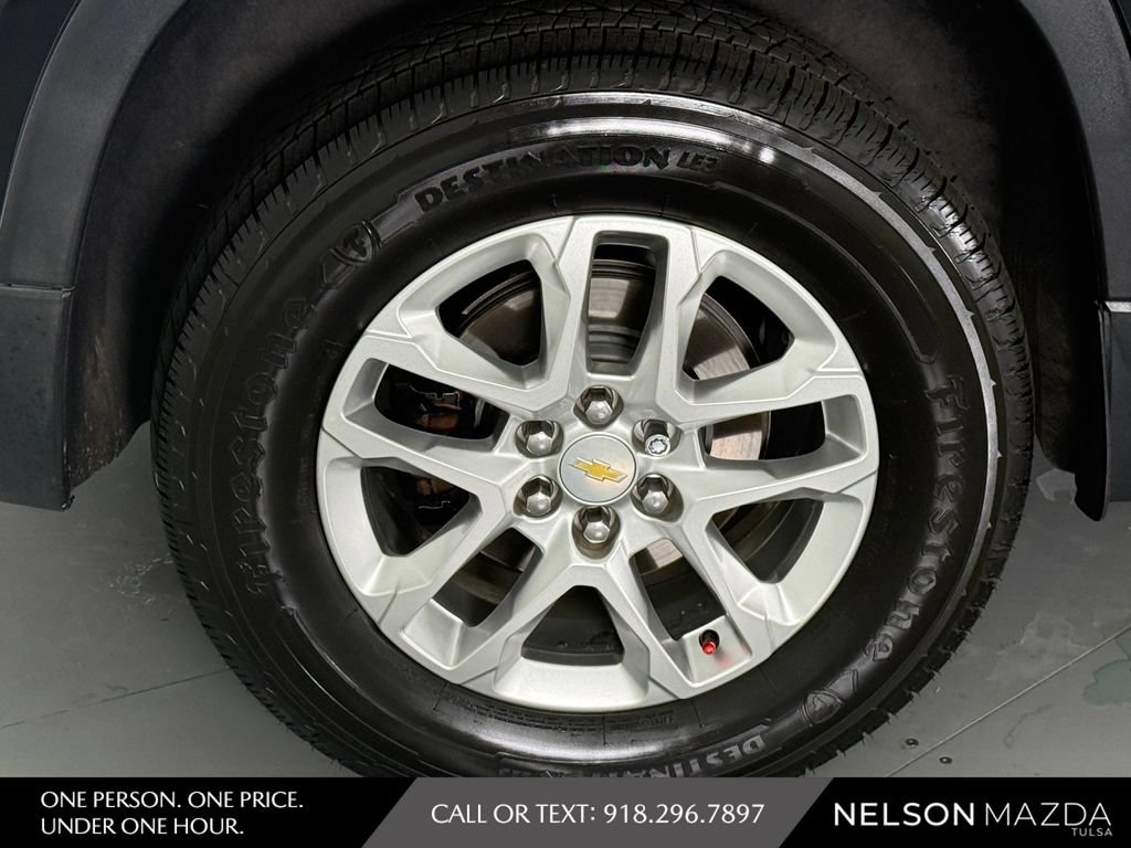 Used 2019 Chevrolet Traverse LS FWD image 14