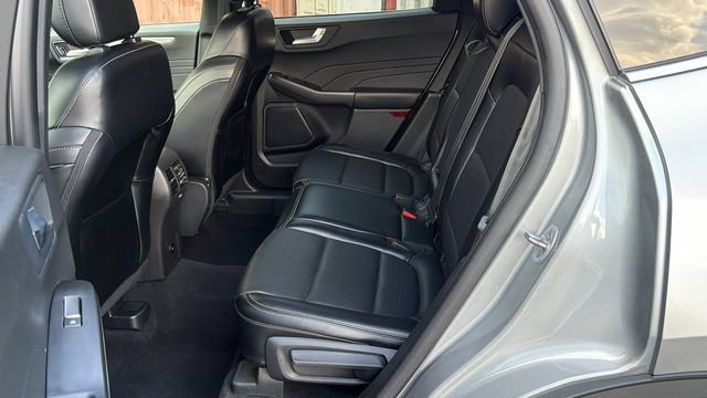 Certified 2024 Ford Escape Platinum AWD/4WD image 23