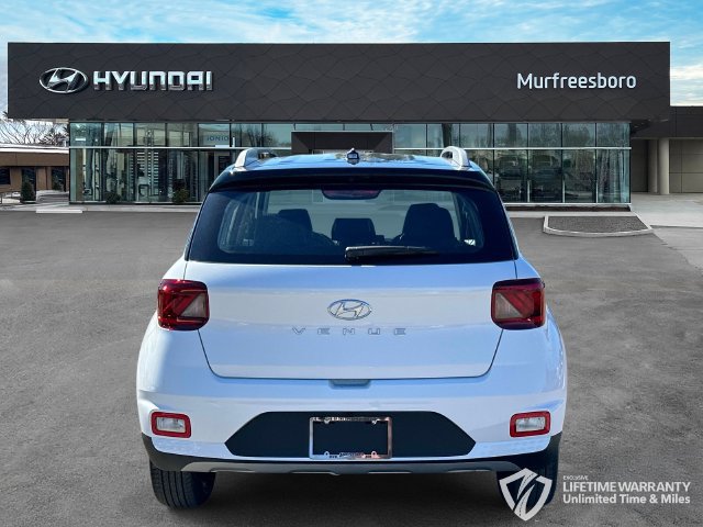 New 2026 Hyundai Venue SEL FWD image 6