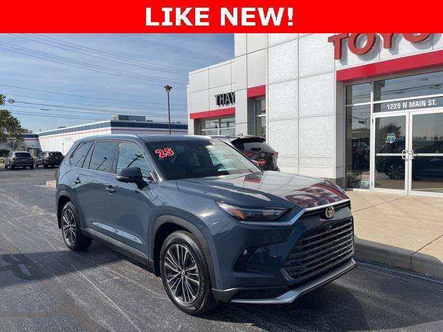 Certified 2025 Toyota Grand Highlander AWD Hybrid image 1