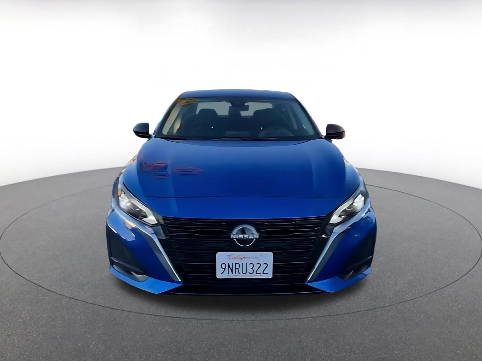 Used 2025 Nissan Altima 2.5 SV image 4