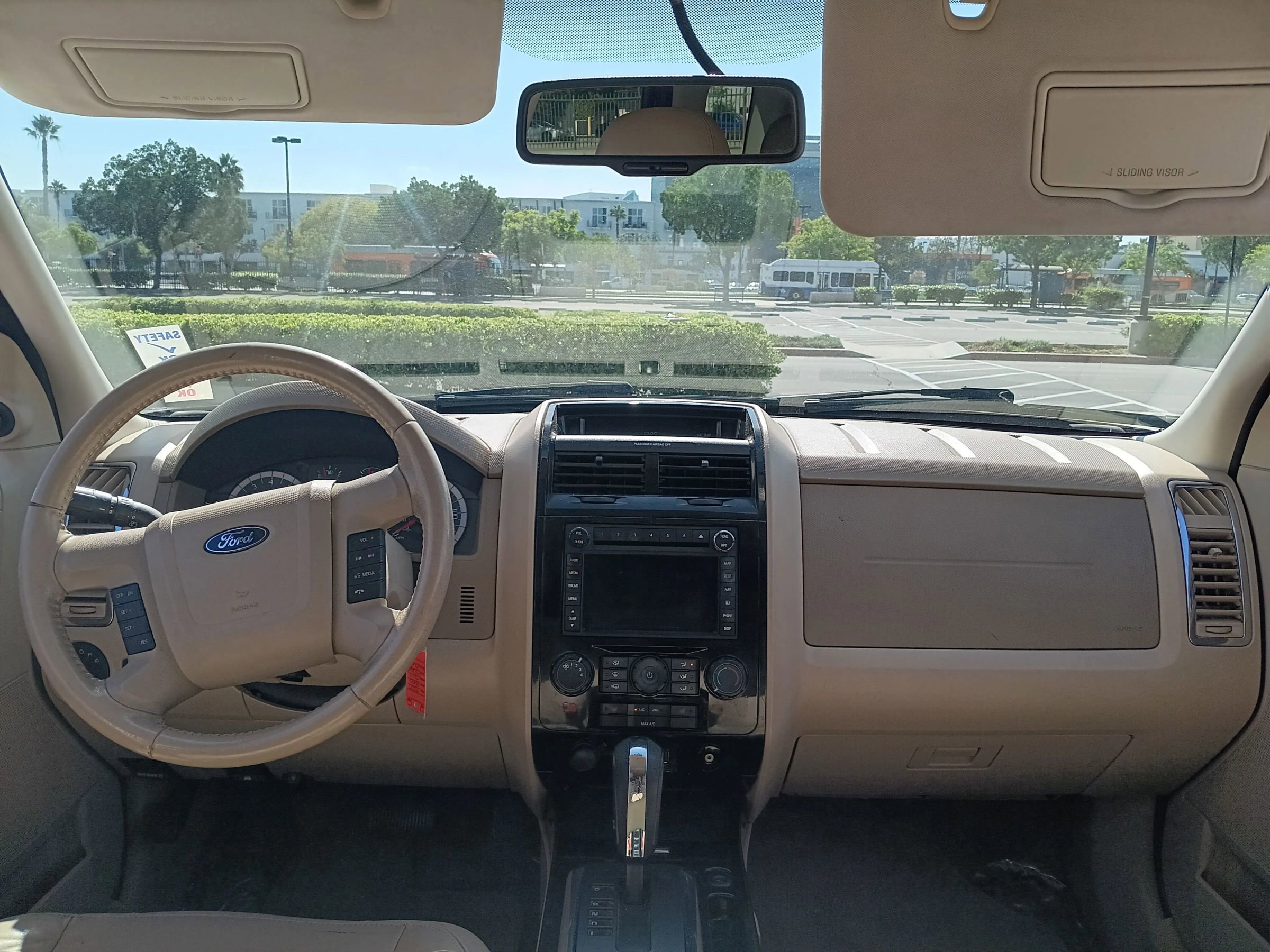 Used 2010 Ford Escape Limited image 14