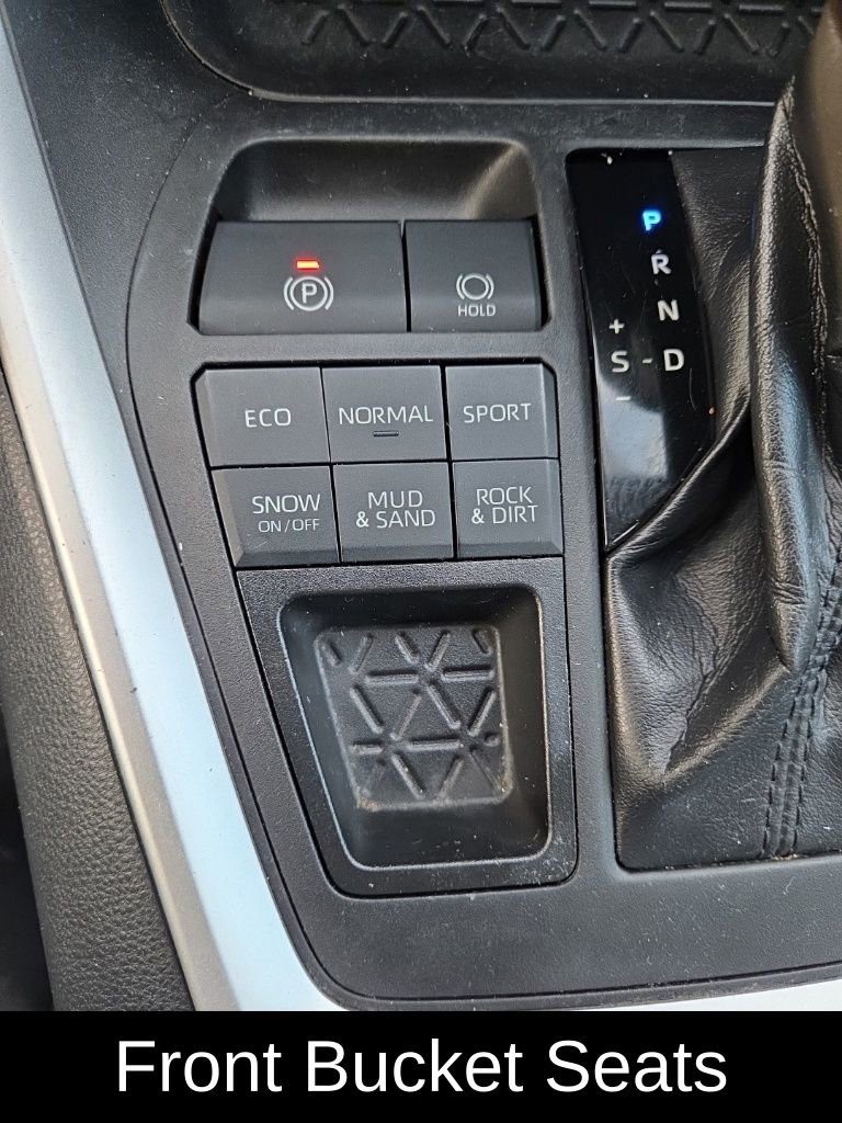 Used 2019 Toyota RAV4 LE w/ All Weather Liner Package image 16