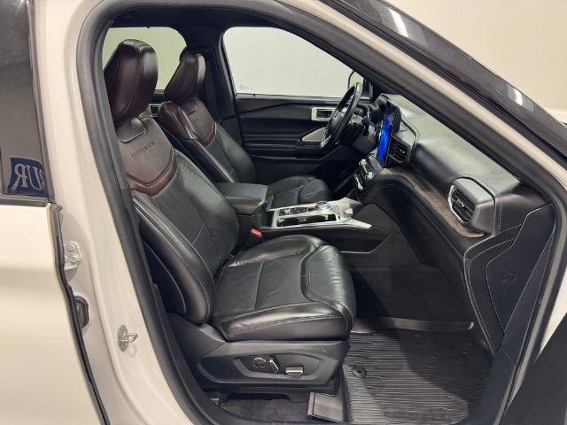 Used 2020 Ford Explorer Platinum w/ Premium Technology Package image 47