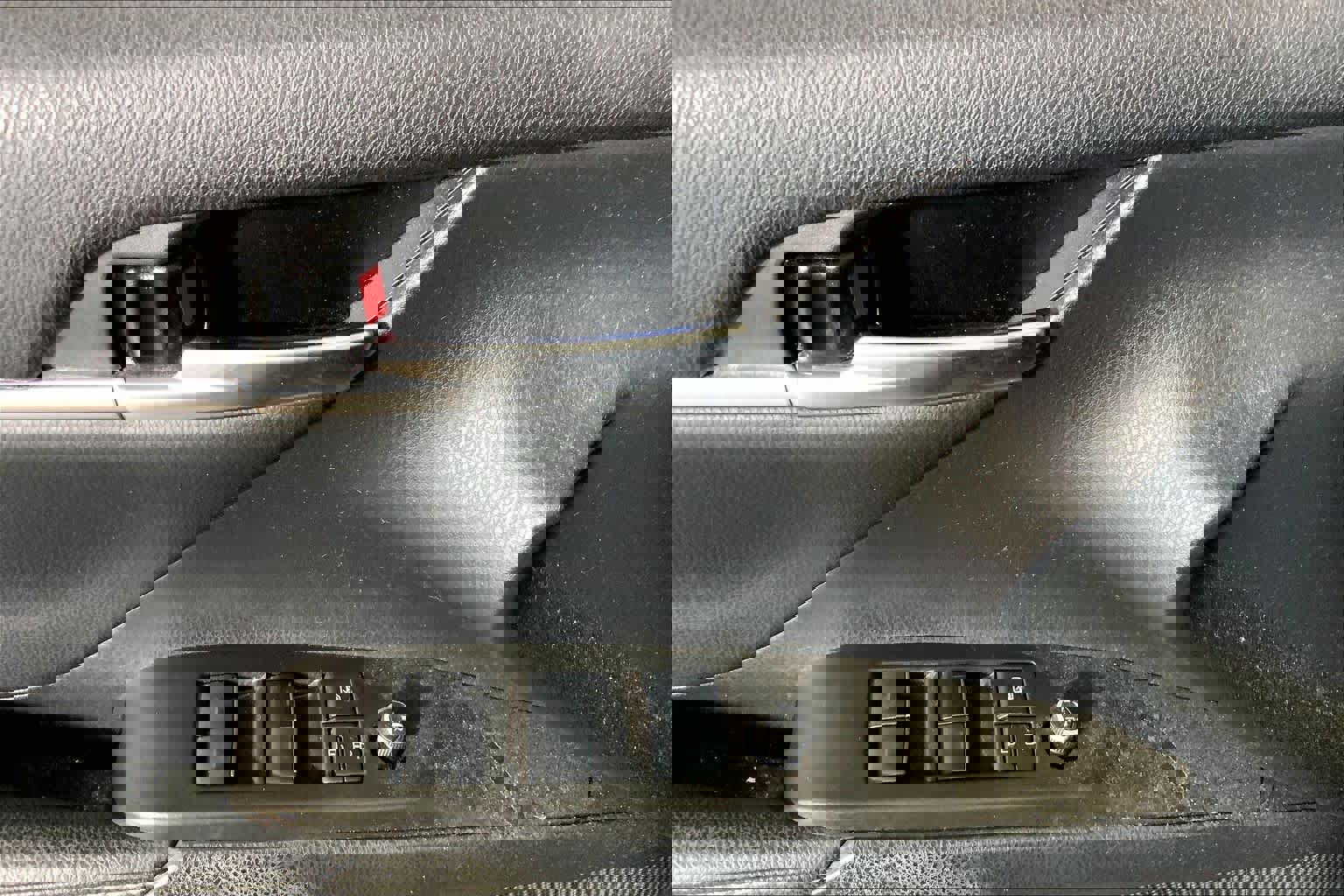 Used 2021 Toyota Camry XSE w/ Carpet Mat Package (TMS) image 36