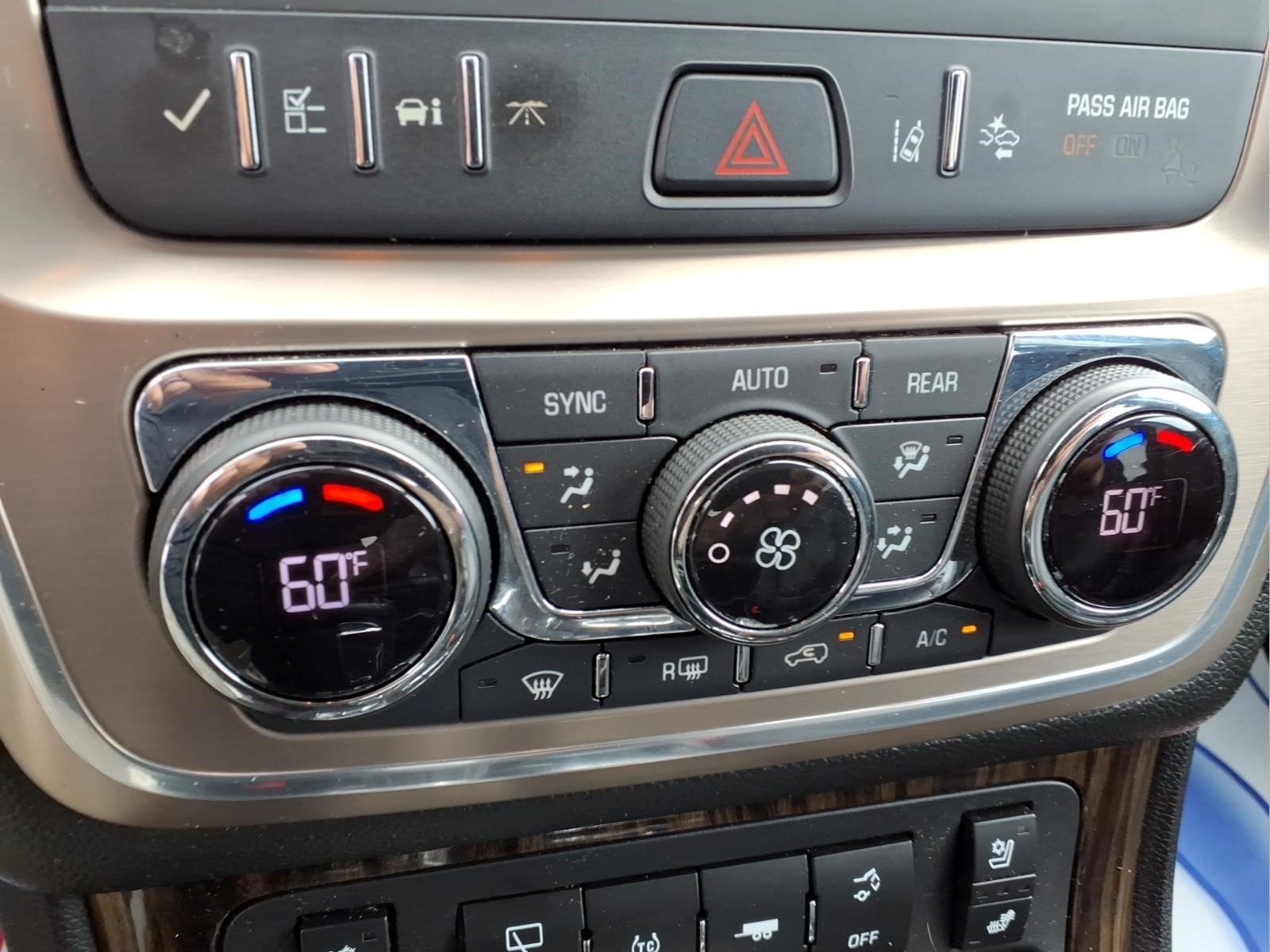 Used 2015 GMC Acadia Denali AWD/4WD image 11