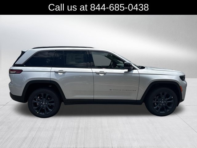 New 2026 Jeep Grand Cherokee Limited AWD/4WD image 4