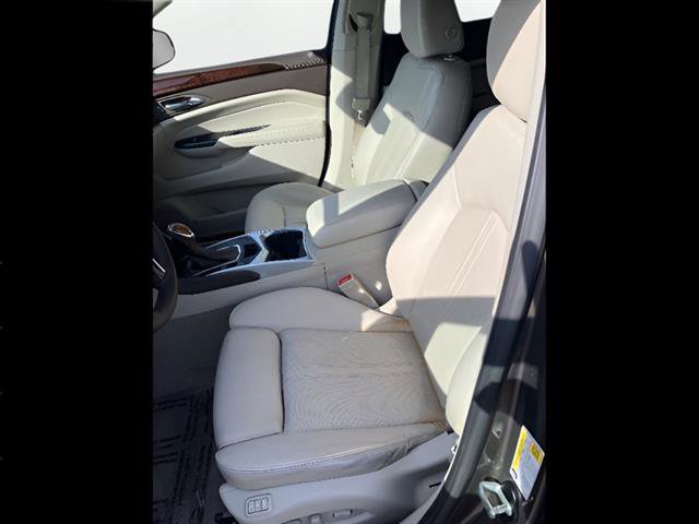 Used 2016 Cadillac SRX Performance w/ Driver Awareness Package image 13