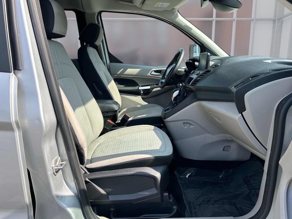 Used 2022 Ford Transit Connect XLT FWD image 19
