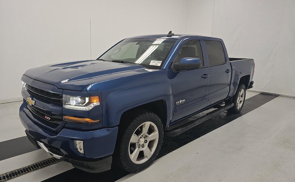Used 2018 Chevrolet Silverado 1500 LT w/ Texas Edition image 3