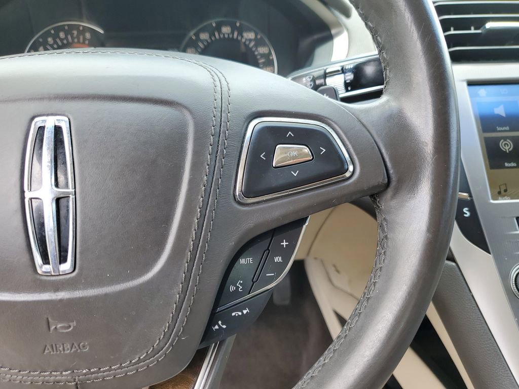 Used 2017 Lincoln MKZ Reserve FWD image 26