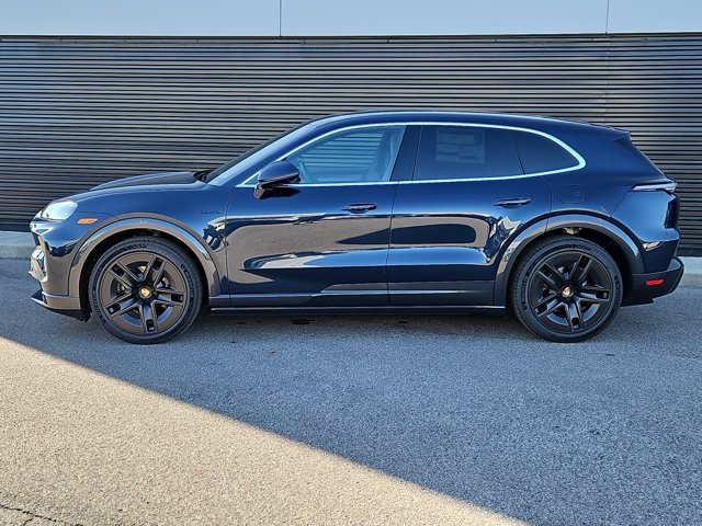 New 2026 Porsche Cayenne Electric AWD/4WD image 2