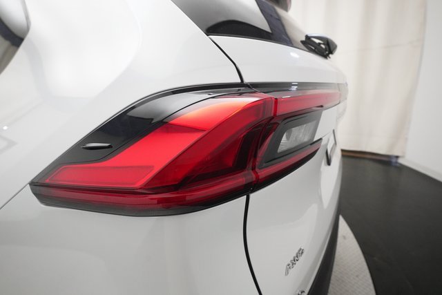 Used 2024 Toyota Grand Highlander Limited image 34