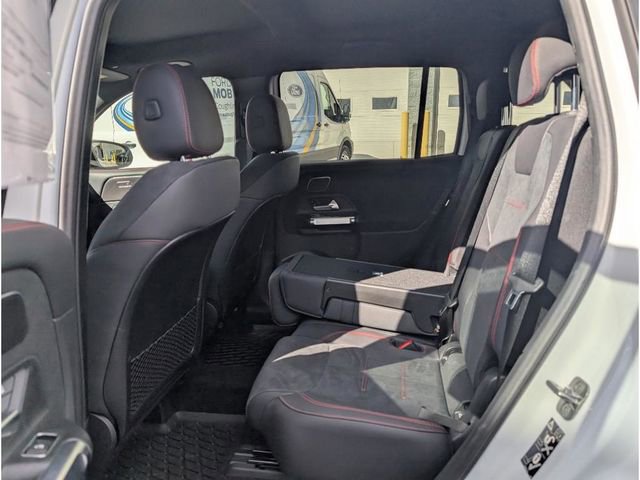 Used 2024 Mercedes-Benz GLB 250 4MATIC image 11