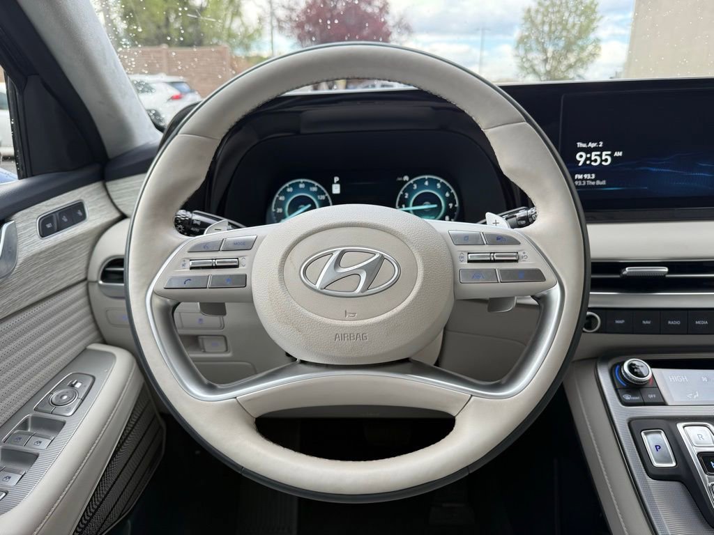 Used 2024 Hyundai Palisade Calligraphy image 8