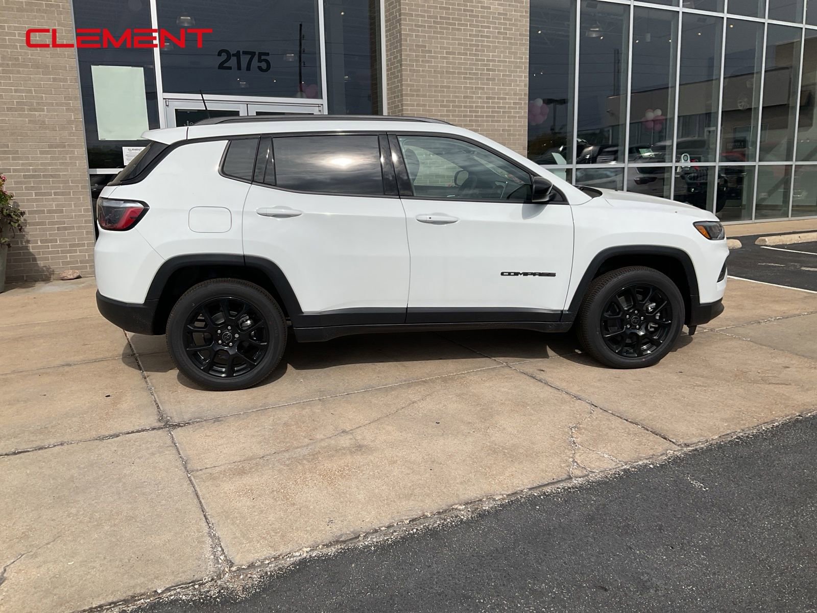 New 2026 Jeep Compass Latitude image 4
