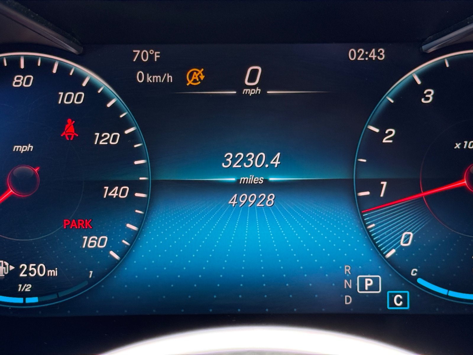 Used 2020 Mercedes-Benz GLC 300 4MATIC image 11