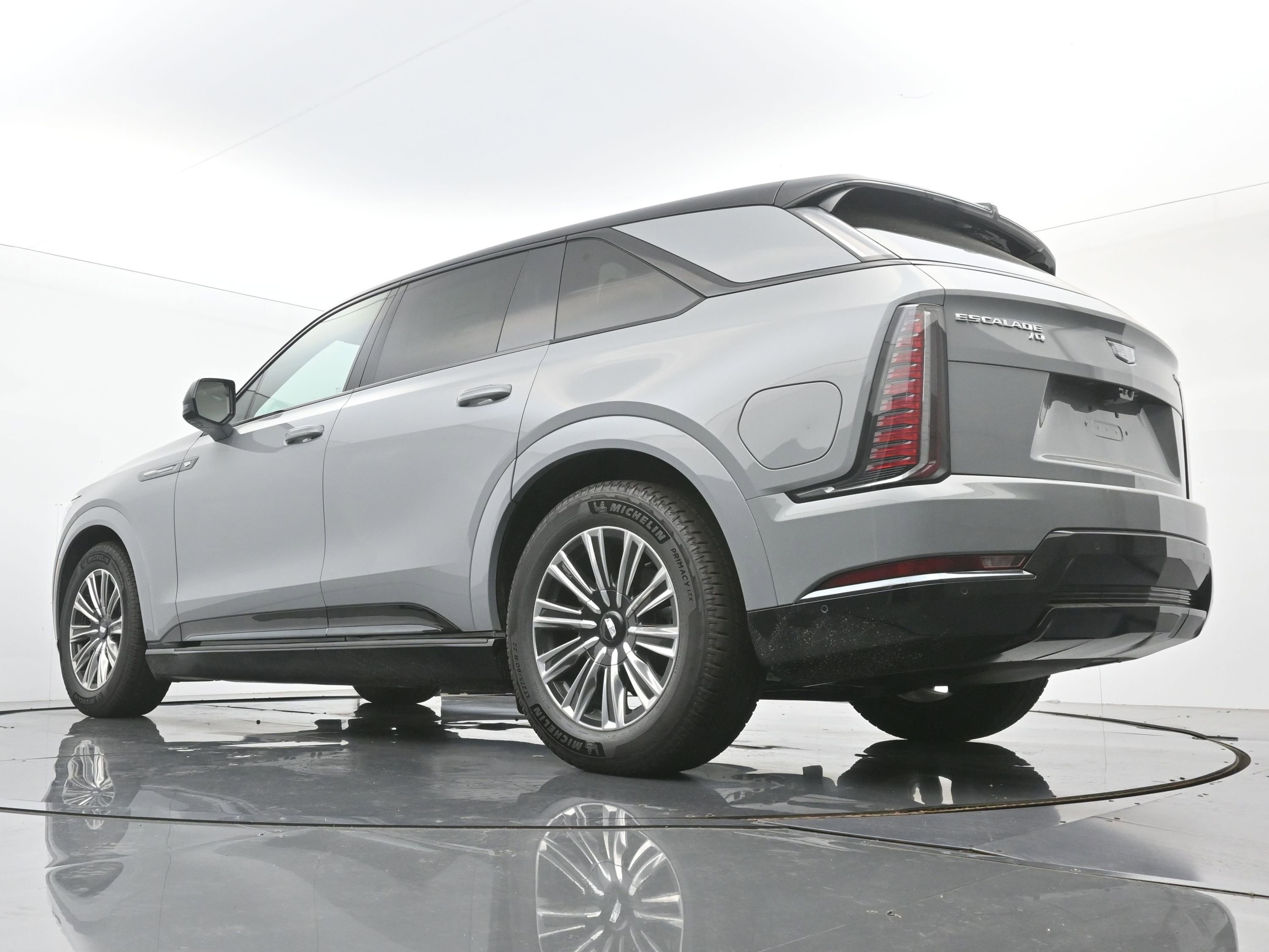 New 2026 Cadillac Escalade IQ Sport 1 w/ LPO, Floor Liner Package image 17