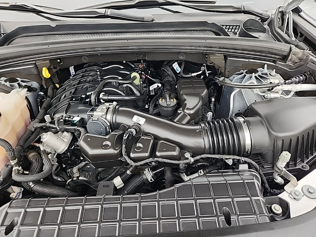 Certified 2024 Jeep Grand Cherokee Altitude image 33