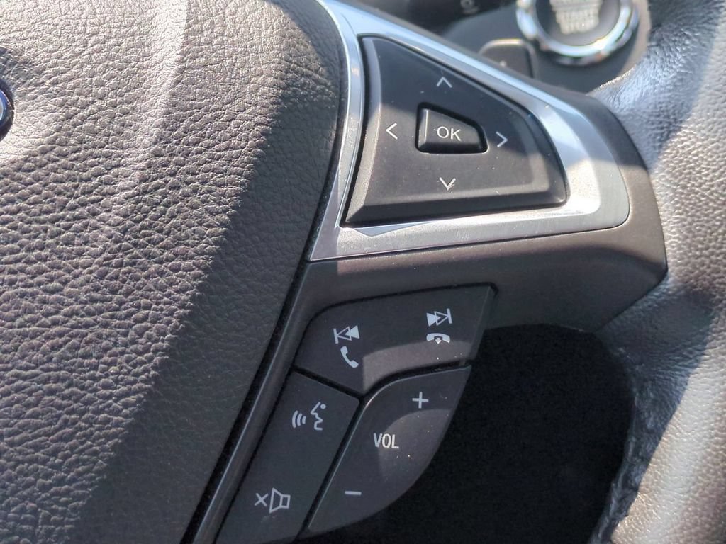 Used 2013 Ford Fusion Titanium w/ Titanium Driver Assist Pkg AWD/4WD image 15