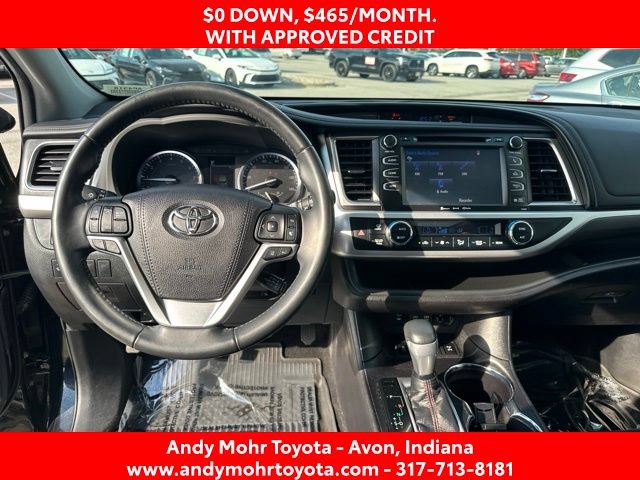 Used 2019 Toyota Highlander SE AWD/4WD image 14