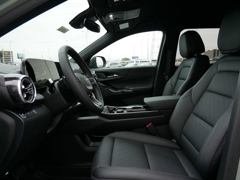 New 2026 Chevrolet Equinox LT w/ Convenience Package II image 13