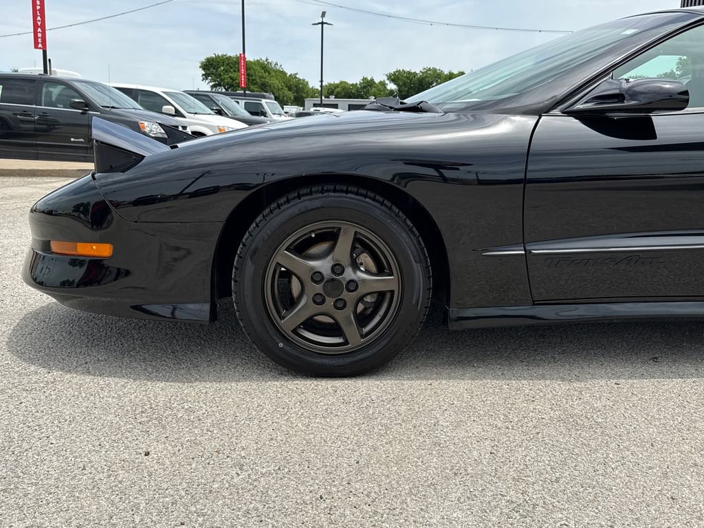 Used 1997 Pontiac Firebird Trans Am RWD image 5