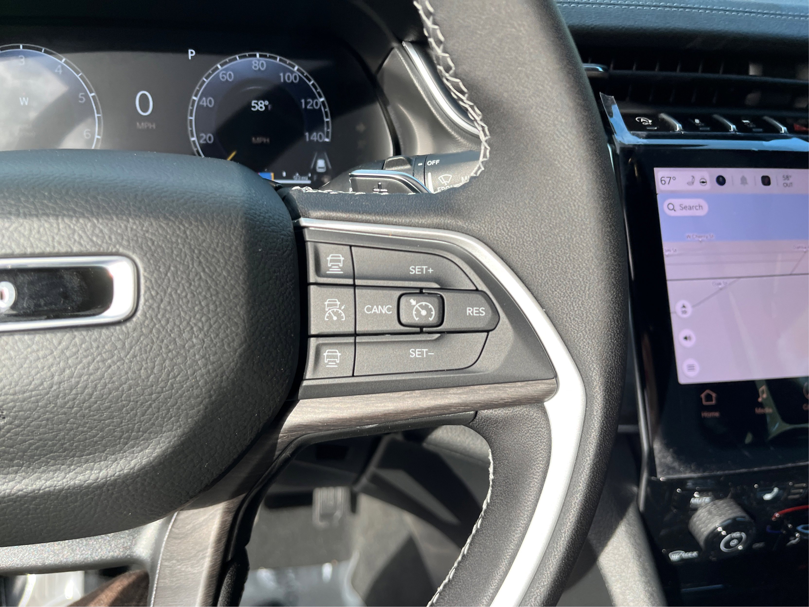 New 2025 Jeep Grand Cherokee Limited w/ Black Appearance Package image 54