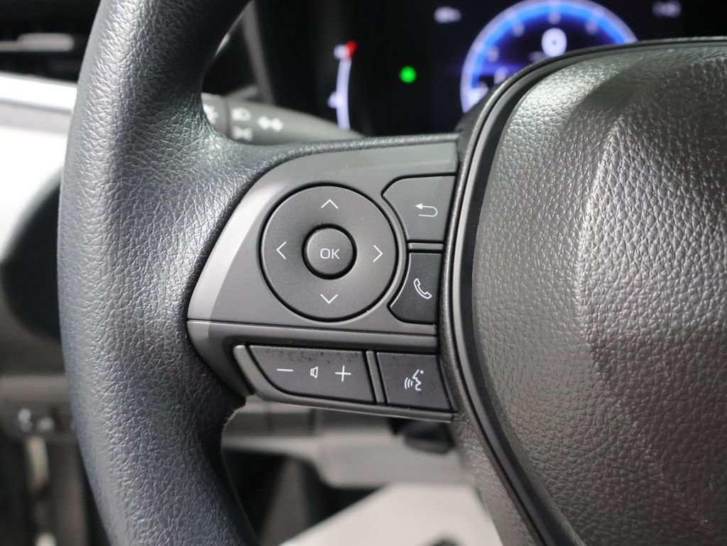 Used 2026 Toyota Corolla LE FWD image 30