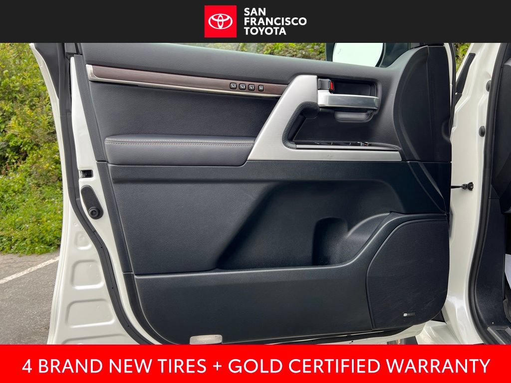 Certified 2020 Toyota Land Cruiser Heritage Edition AWD/4WD image 40
