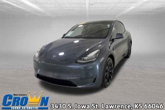 Used 2022 Tesla Model Y Long Range image 1