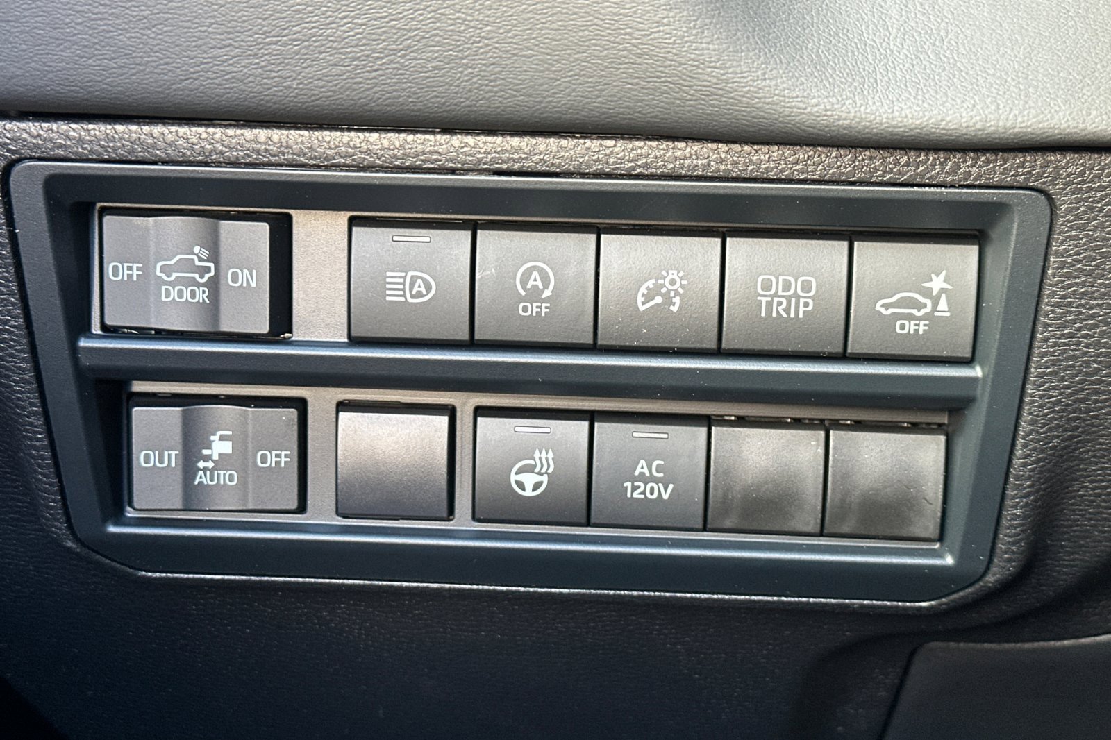 New 2026 Toyota Tundra Platinum image 29