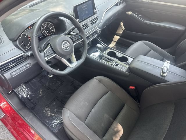 Used 2020 Nissan Altima 2.5 SV FWD image 15