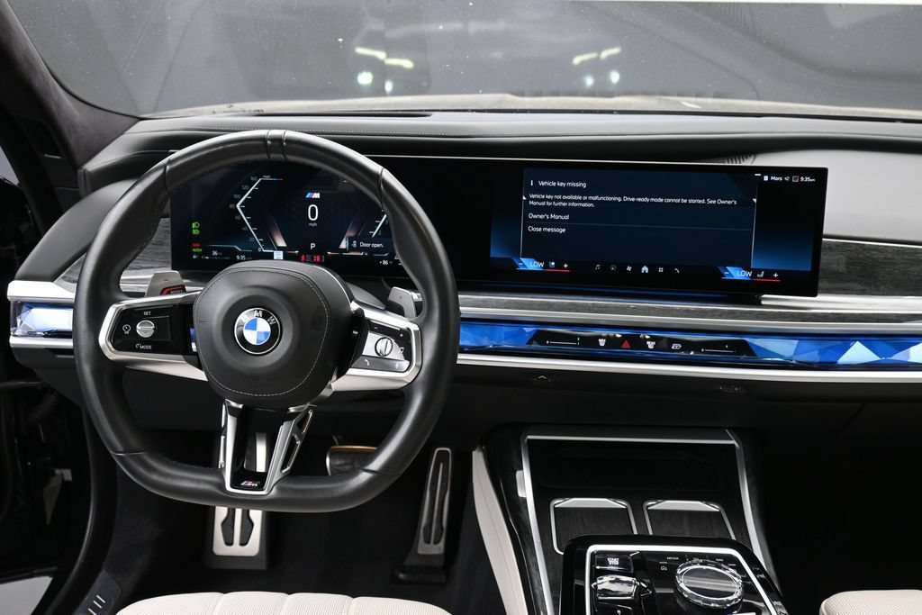 Used 2023 BMW 760i xDrive w/ Luxury Rear Seating Package AWD/4WD image 11