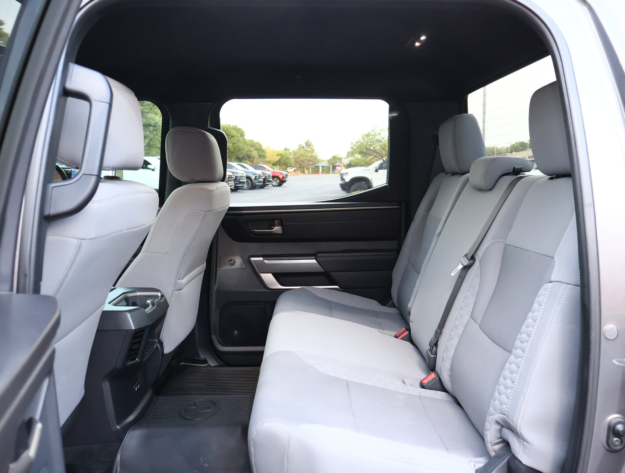 Used 2025 Toyota Tundra SR5 w/ SR5 Convenience Package AWD/4WD image 22