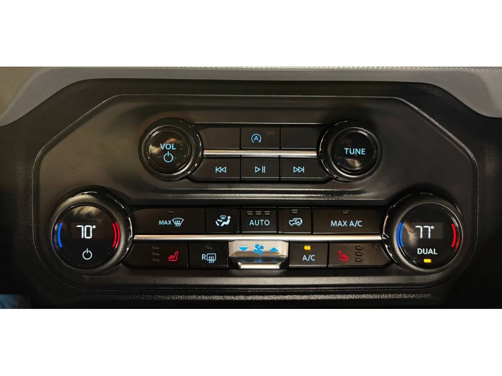 Used 2024 Ford Bronco Everglades image 34