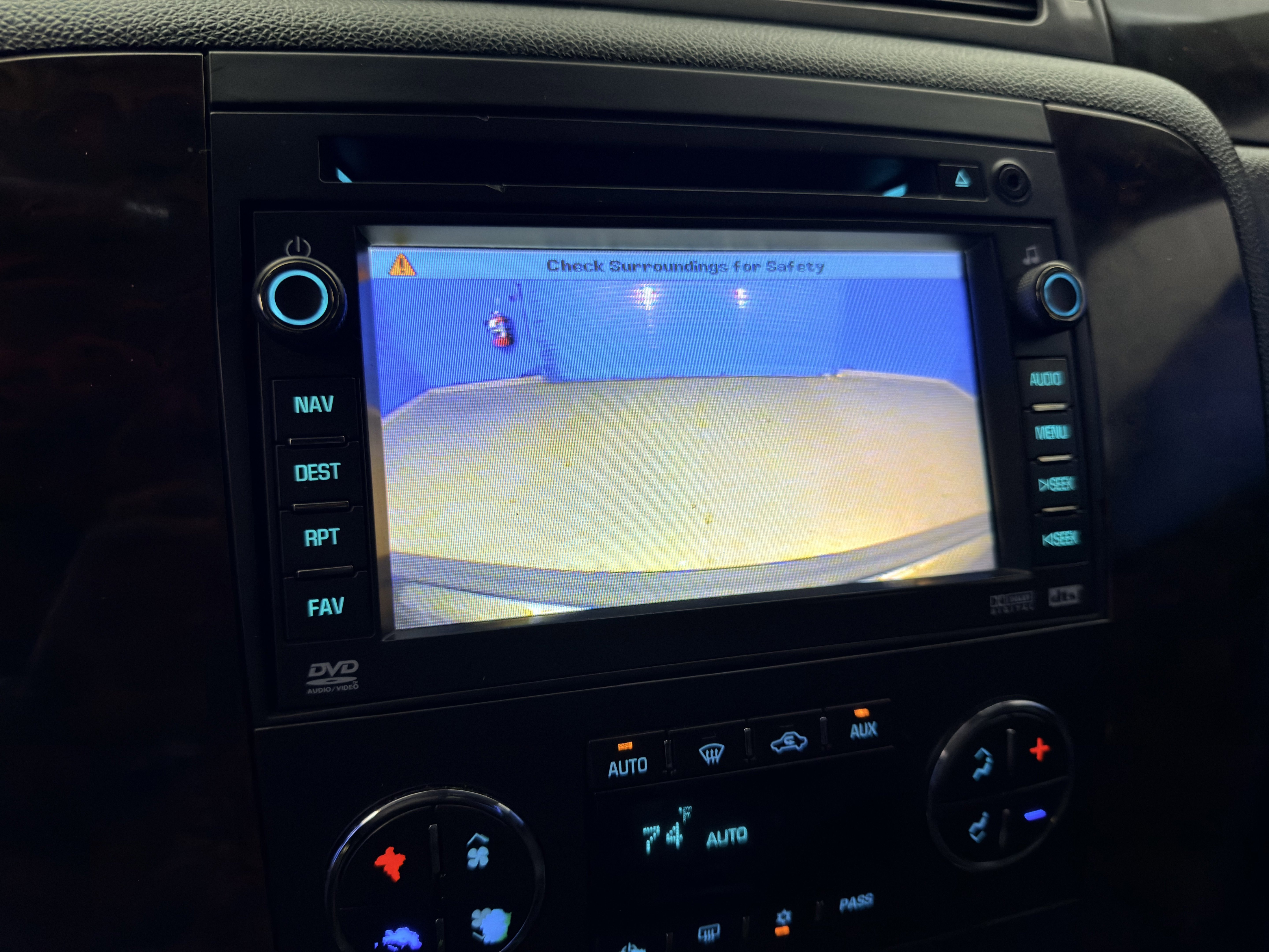 Used 2008 GMC Yukon Denali image 22